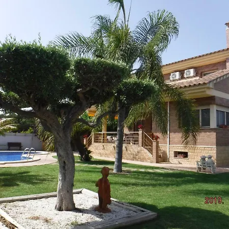 Casa Bergkamp Nyaraló *