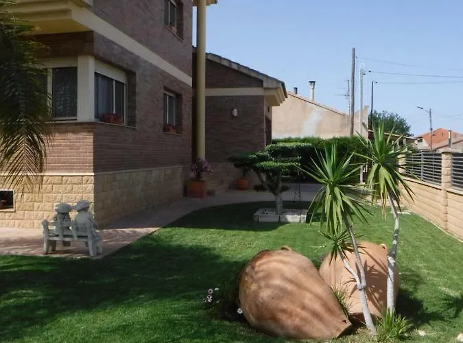 Casa Bergkamp * Deltebre
