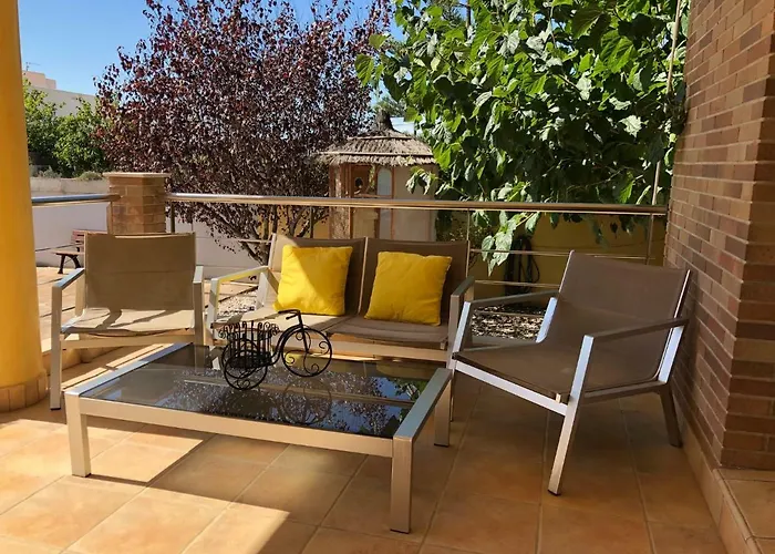Casa Bergkamp Deltebre