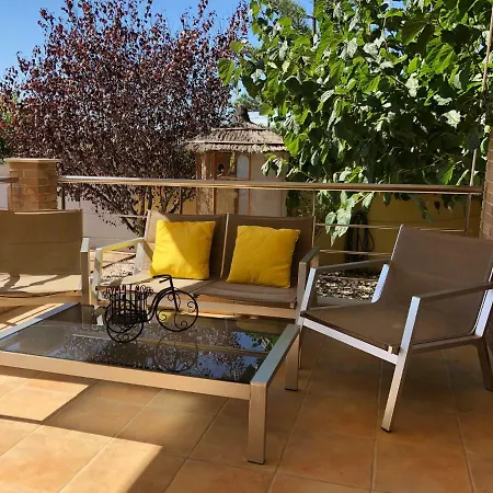Casa Bergkamp Deltebre