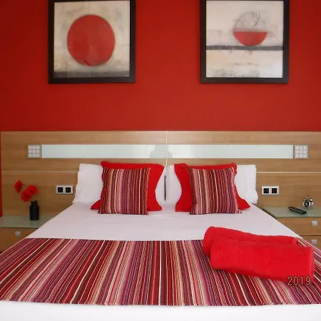 Casa Bergkamp Deltebre