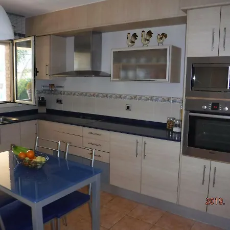 Casa Bergkamp *
